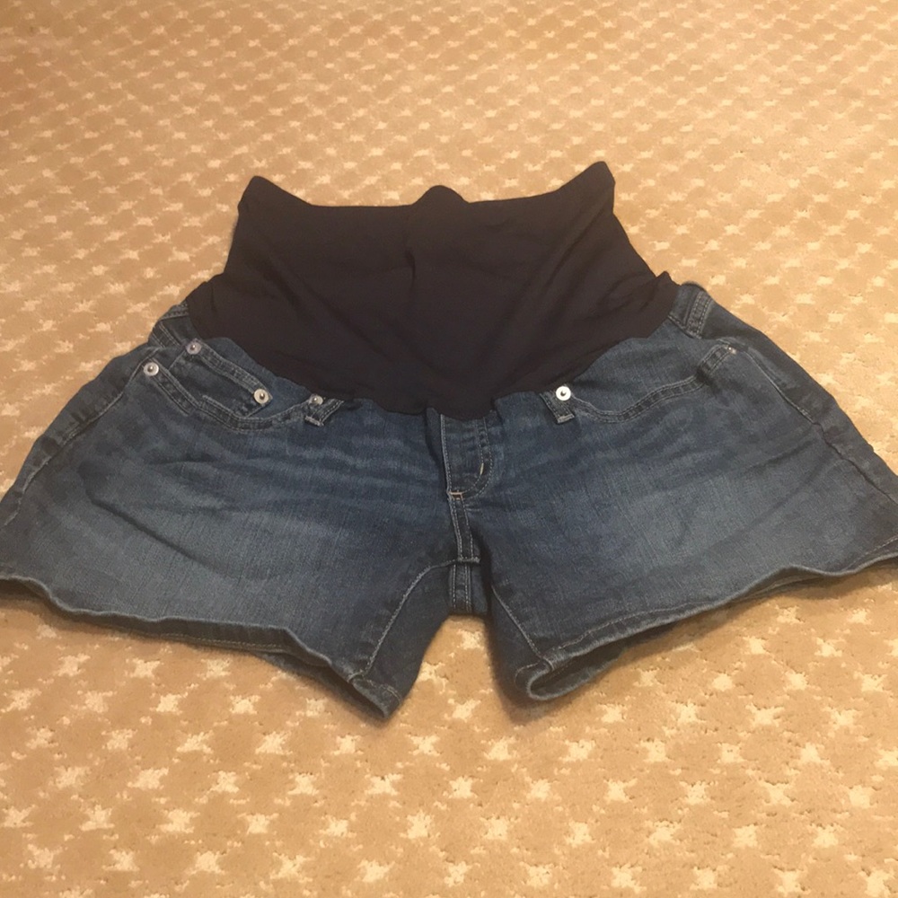 Maternity denim shorts